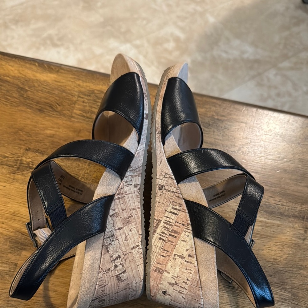 LifeStride soft system Black Strappy Wedge Sandals - Picture 6 of 11